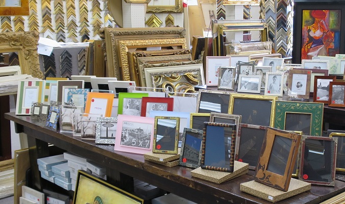 Large Selection of Handcrafted Picture Frames